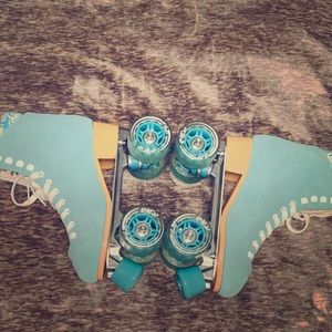 💓ROLLER SKATES💓